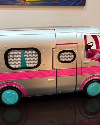 L. O.L. Surprise! Glamper Playset