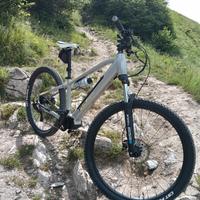 Mountain bike eletrica