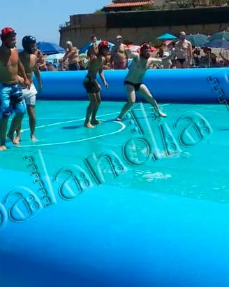 Gioco Calcio Saponato Gonfiabile per Lidi Balneari