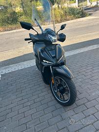 Voge sr16