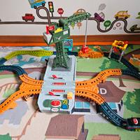 pista con trenino elettrico thomas