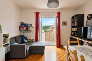 Revoltella alta, con balcone e box