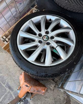 4 Cerchioni Alfa Romeno Giulietta 17”