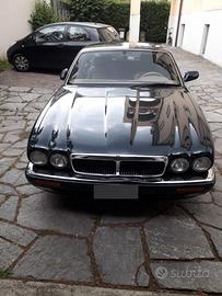 Jaguar xj6. 3.2