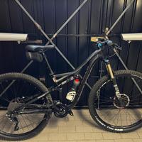 MTB Specialized Stumpjumper.