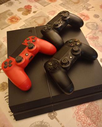 Play Station 4 da un tera.