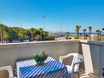 Balcone fronte spiagge a lido s giovanni 6posti