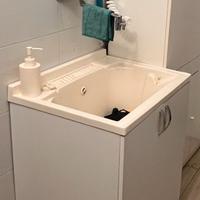 Lavabo e mobile lavanderia