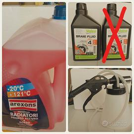 Liquido Radiatori - liquido freni - spurgo freni