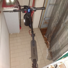 Monopattino ducati pro