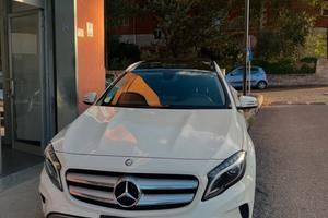 Mercedes Gla