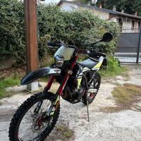 Fantic XEF 125 competition