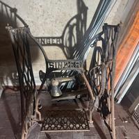 Telaio singer d’epoca. Da resturare