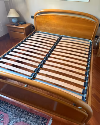 Letto a doghe matrimoniale