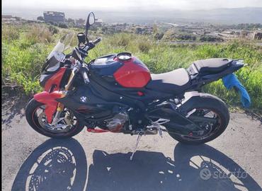 BMW S1000R