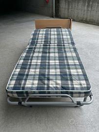 Letto pieghevole singolo con doghe in legno 80x190