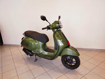 Piaggio Vespa GTS 310 Super Sport Nuovo modello 20