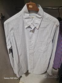 camicia grigia a righe 