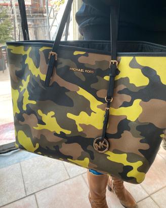 Michael Kors "Jet Set" Tote Bag Camouflage & Neon