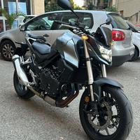 Honda Hornet 750 2024
