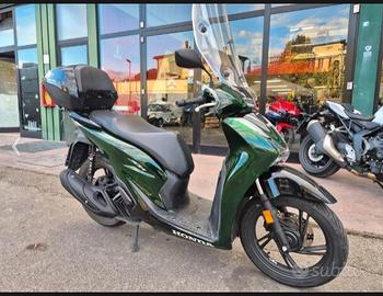 Honda SH 125 vetro green