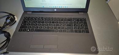 Hp Pavilion IntelCore i3, 6°gen, RAM 8Gb,ssd 256Gb