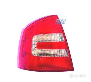 FANALE SINISTRO PER SKODA OCTAVIA 4P 04-08