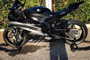 Yamaha yzf r6