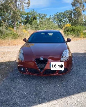 Alfa Romeo Giulietta 1.6 JTDm-2 Distinctive