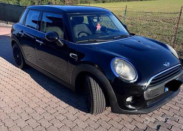 Mini one d 5 porte