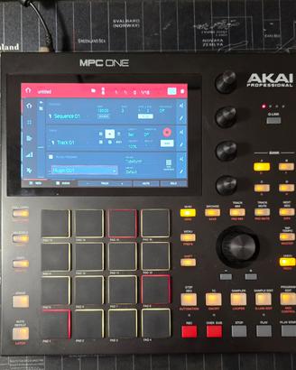 MPC One  Batteria Portatile 10h con custodia co2 +