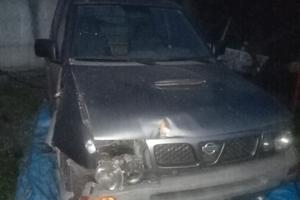 Nissan Terrano  2 .    2.7 td