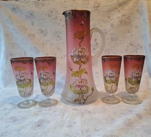 Caraffa e bicchieri calici