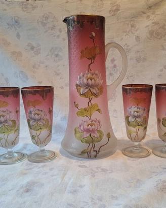 Caraffa e bicchieri calici