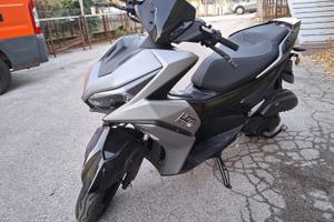 PROMO SCOOTER LEM NVH Z11 125cc MOT. A LIQUIDO