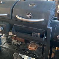 Barbecue Jamestown gas e carbonella
