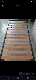 Letto singolo, rete a doghe in legno 