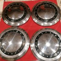 Coppe copricerchi per Alfa Romeo Giulia anni '60
