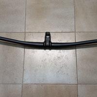 Manubrio+attacco Specialized € 40