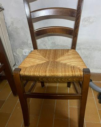 Tavolo e sedie in arte povera