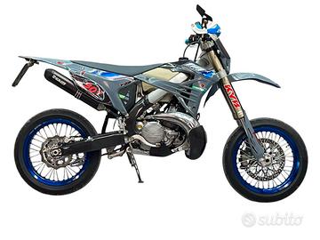 TM EN 300 2T supermotard