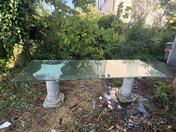 Tavolo da giardino stile neoclassico