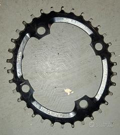 Corona 34T Blackspire Snaggletooth ovale.