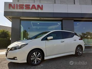 Nissan Leaf N-CONNECTA 40 kWh KM CERTIFICATI-...