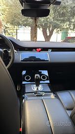 Evoque tenuta benissimo