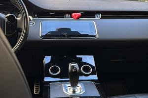 Evoque tenuta benissimo