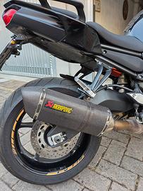  scarico akrapovic Fazer 8