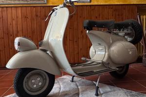 Piaggio Vespa VM2T Faro Basso 1954