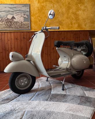 Piaggio Vespa VM2T Faro Basso 1954