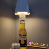 Lampada da tavolo LED bottiglia Corona Extra 